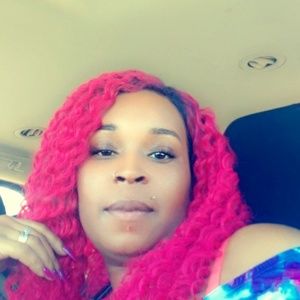 Meet your Posher, Sherika